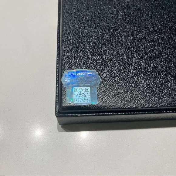 Von Dutch Wallet Silver in Bag and Box - Picture 10 of 10